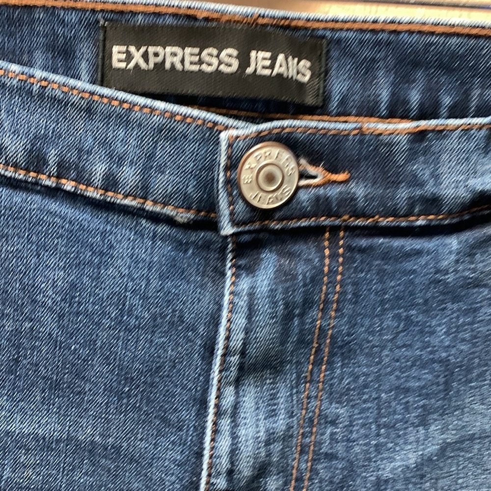 Express Jeans - Picture 3 of 6